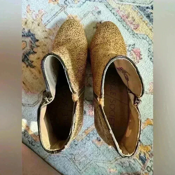 SOLE SOCIETY so Chelsea brown/black cheetah print calf hair ankle boots size 8 - Picture 6 of 8